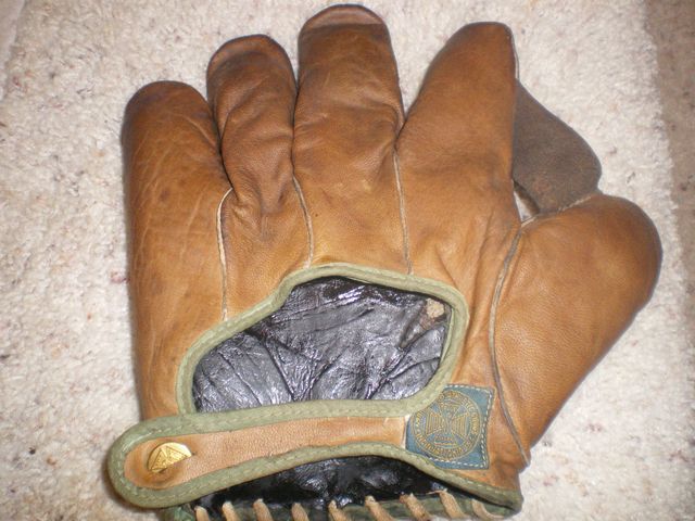 Goldsmith Sewn Web Tan Back